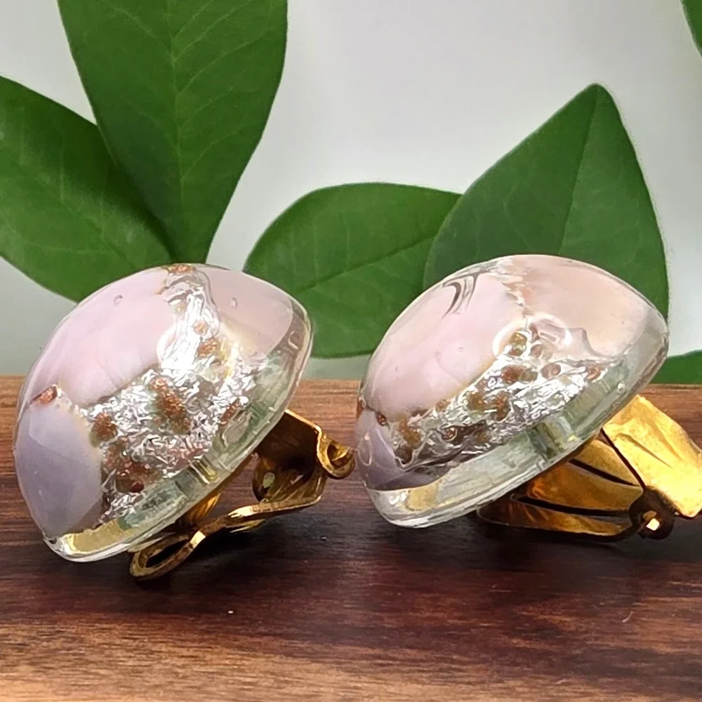 Vintage Pink‎ Glass Foil Aventurine Dome Clip On Earrings Gold Tone Mid Century